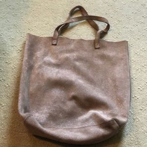 This is a Monserat DeLucca tote bag.